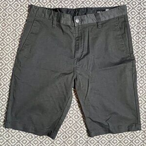 Volcom Men's Vmonty Stretch Shorts in Charcoal. Size 33